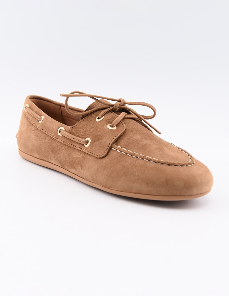 Zapato de piel para mujer