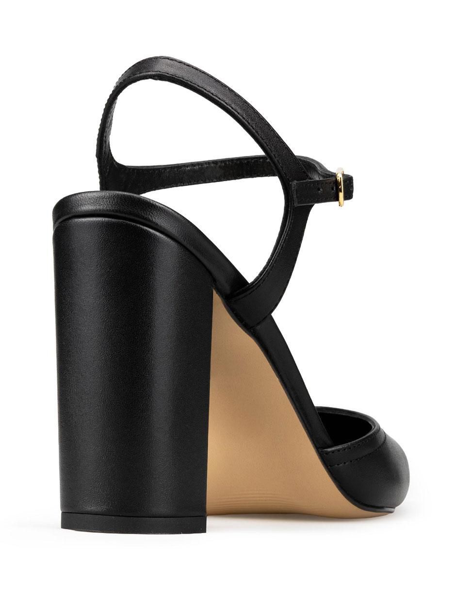 Zapatilla de piel 6