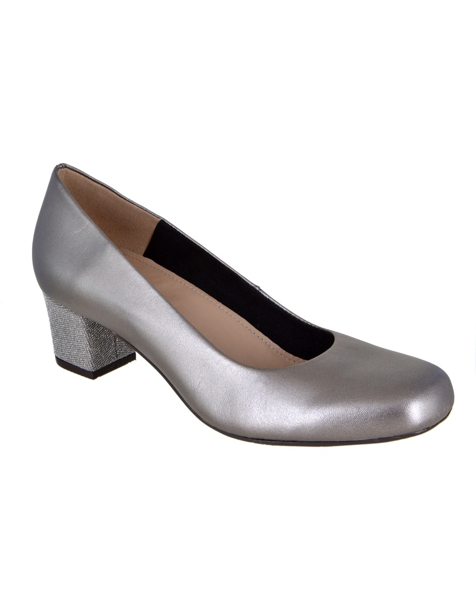 Zapatilla de piel