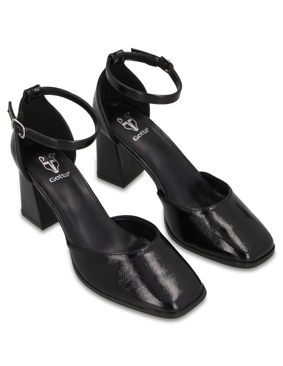 Zapatilla 4