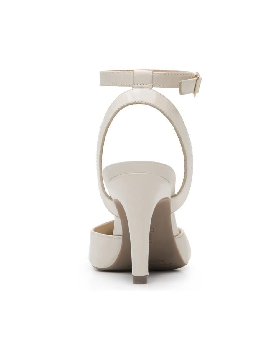 Zapatilla de piel 2