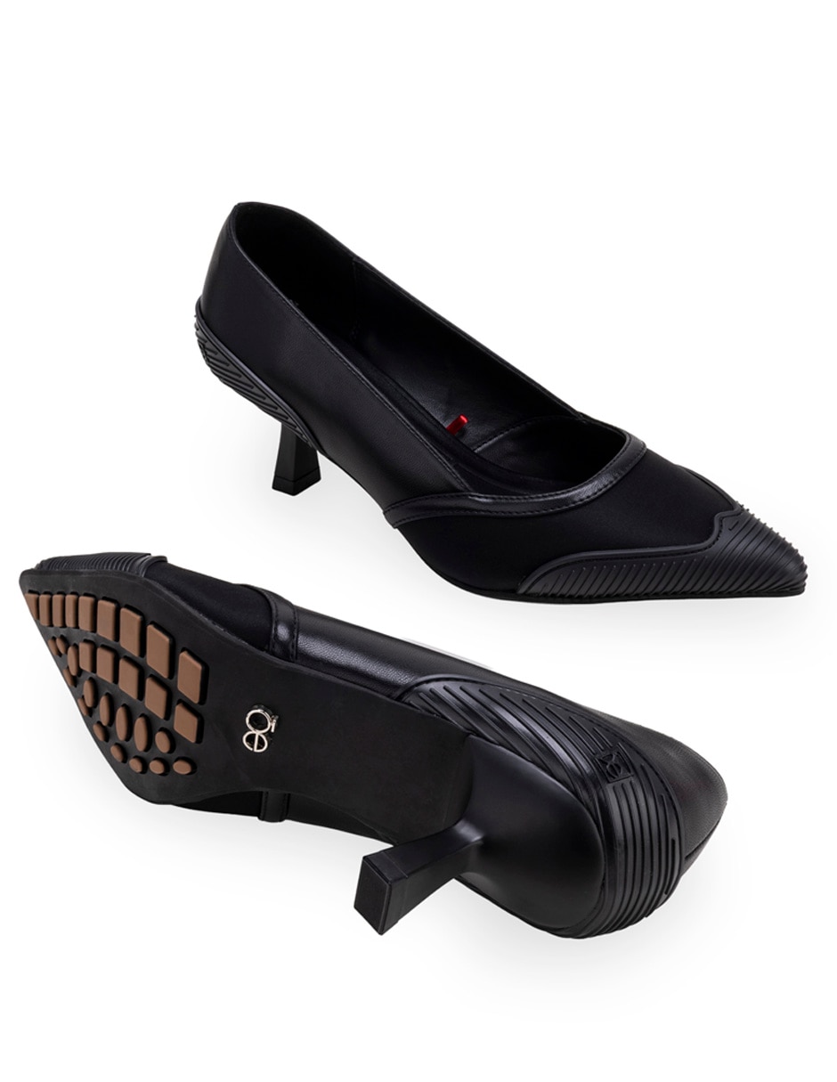 Zapatilla Alecto 19