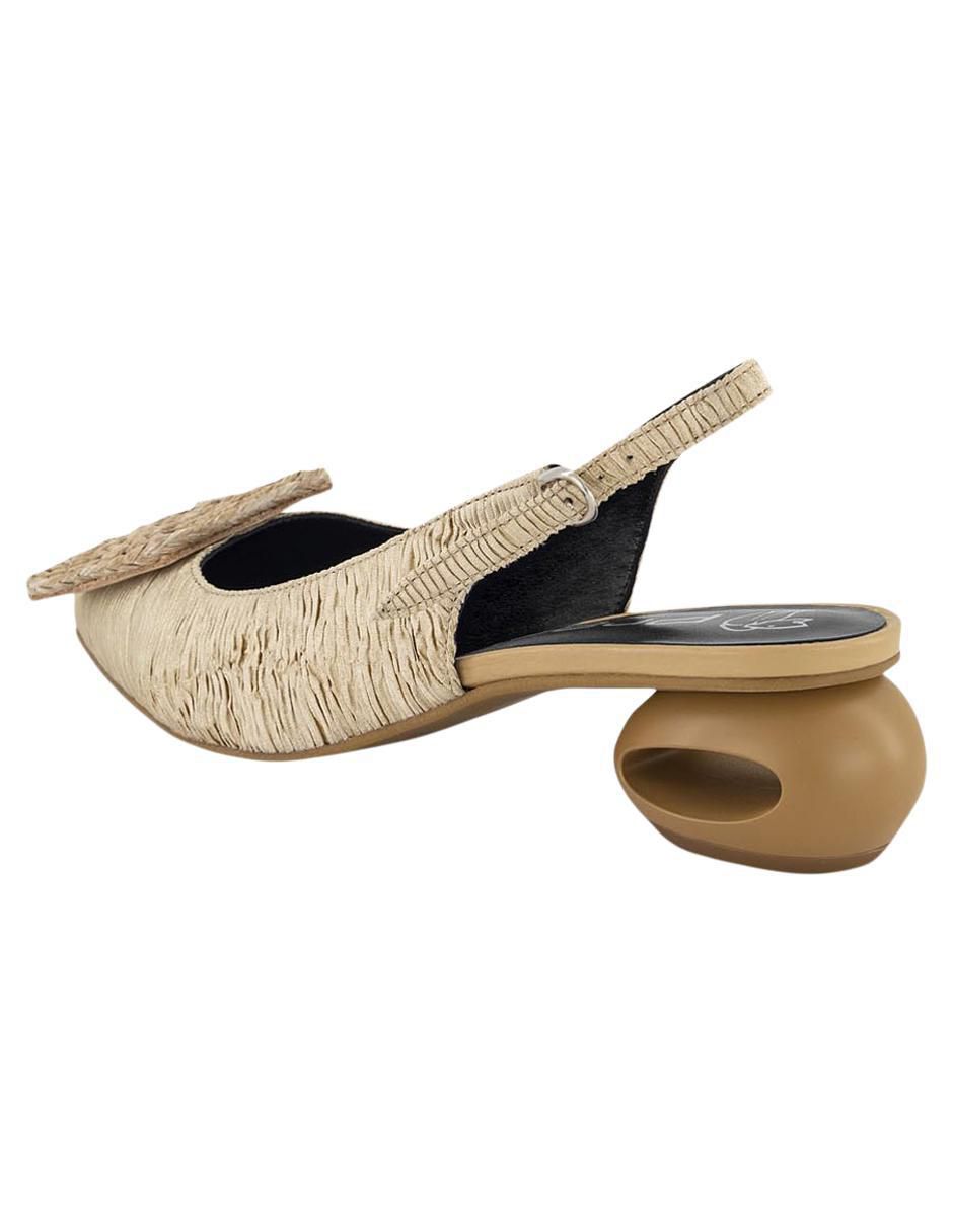 "zapatilla" textil prada sin familia o colección