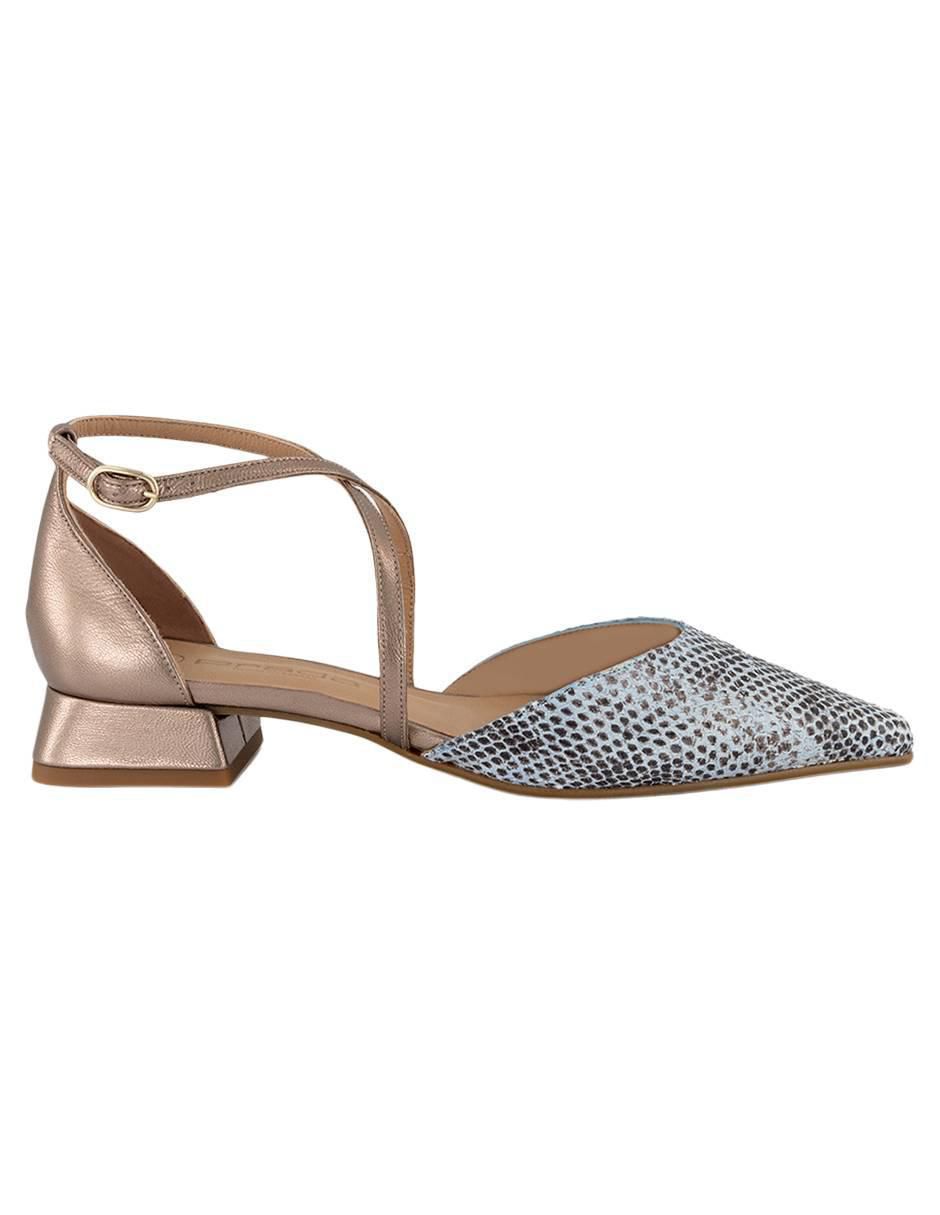 Zapato de piel para mujer