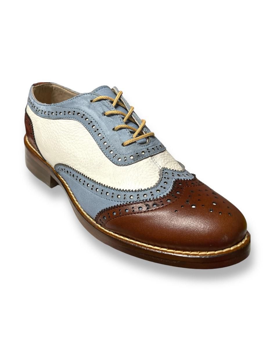 Zapato de piel para mujer