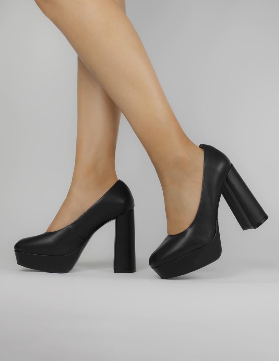 Zapatilla de piel 2